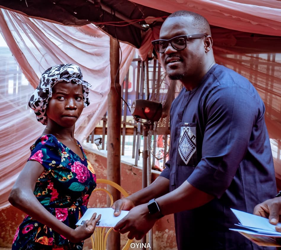 OYNA supporting a young member of the Ogbomoso community